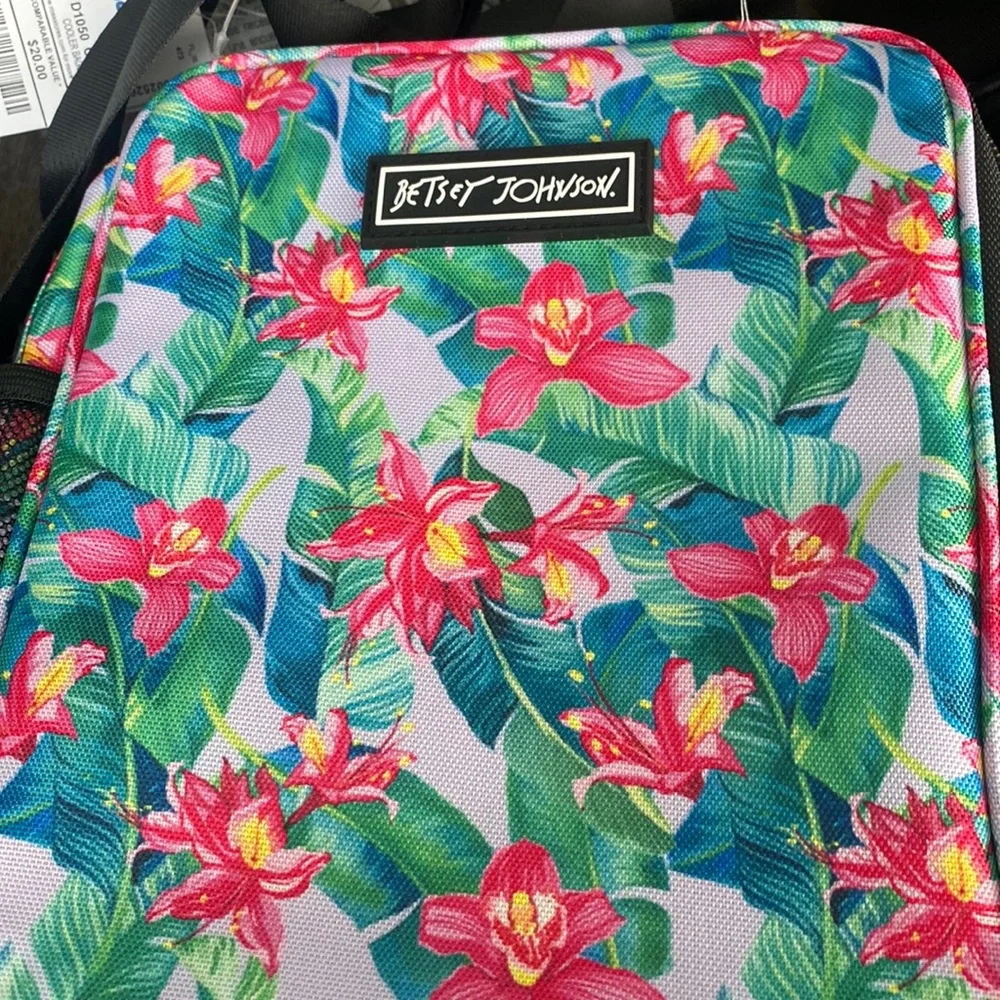 🆕🌸Betsey Johnson Lunch Tote, “Floral”. - Picture 8 of 9